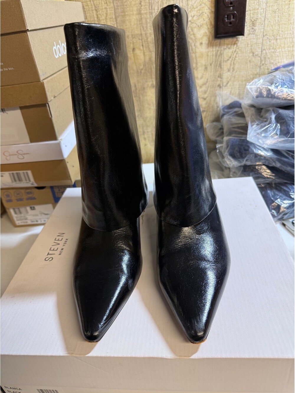Steven New York Blanca Black Leather Pointed Toe Ankle Boots Size 11